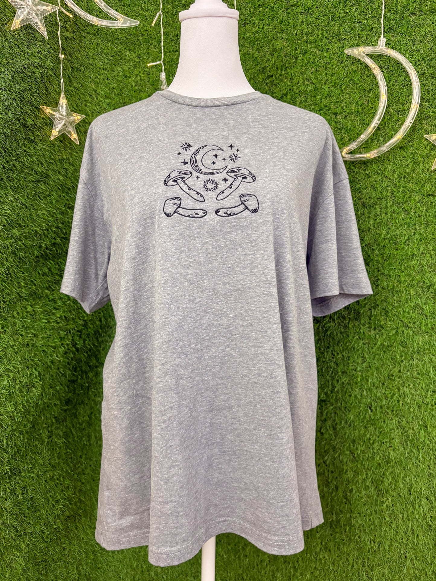 Moon & Shrooms Grey T-Shirt L