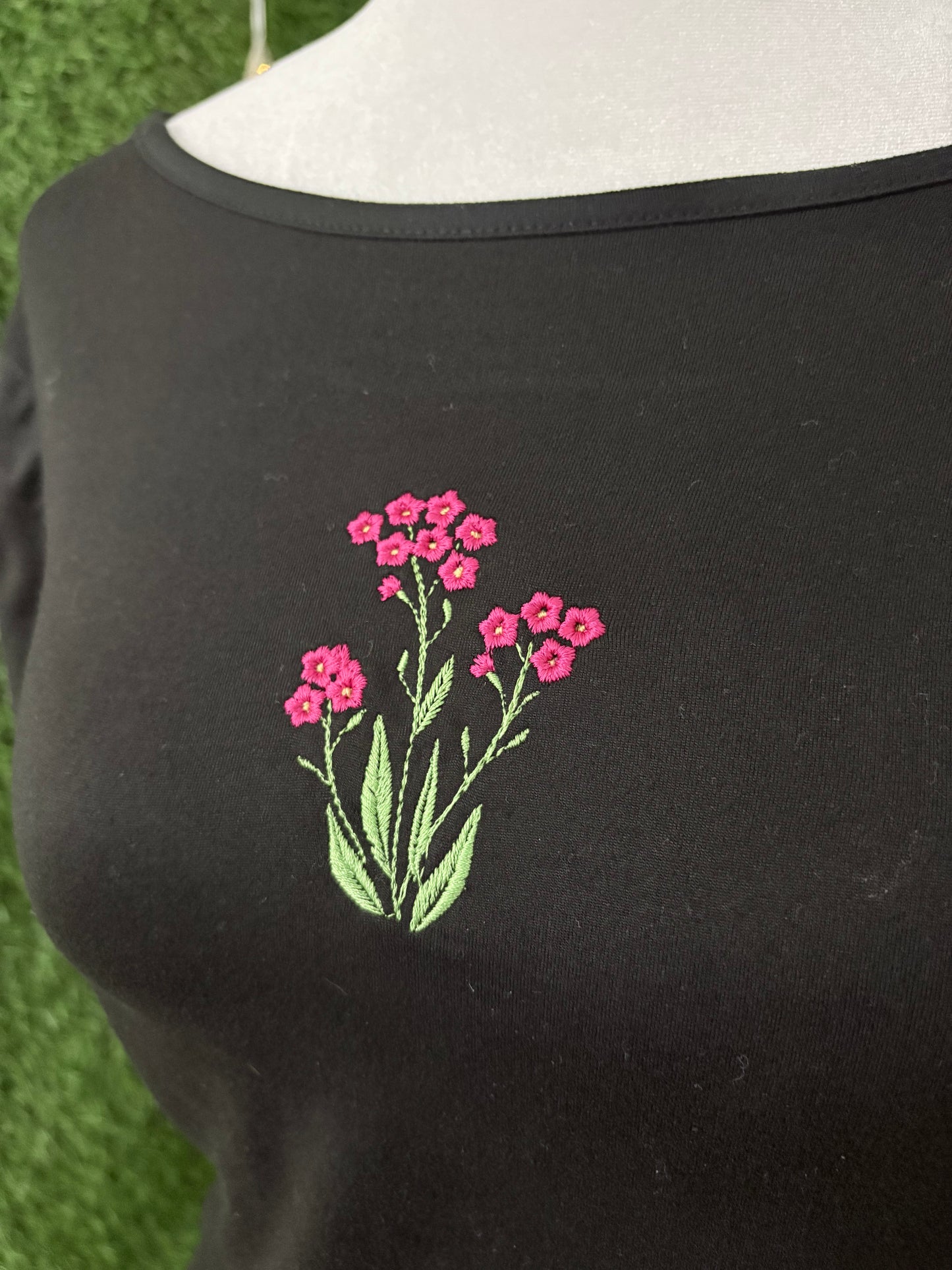 Little Flowers Black Crop Top M
