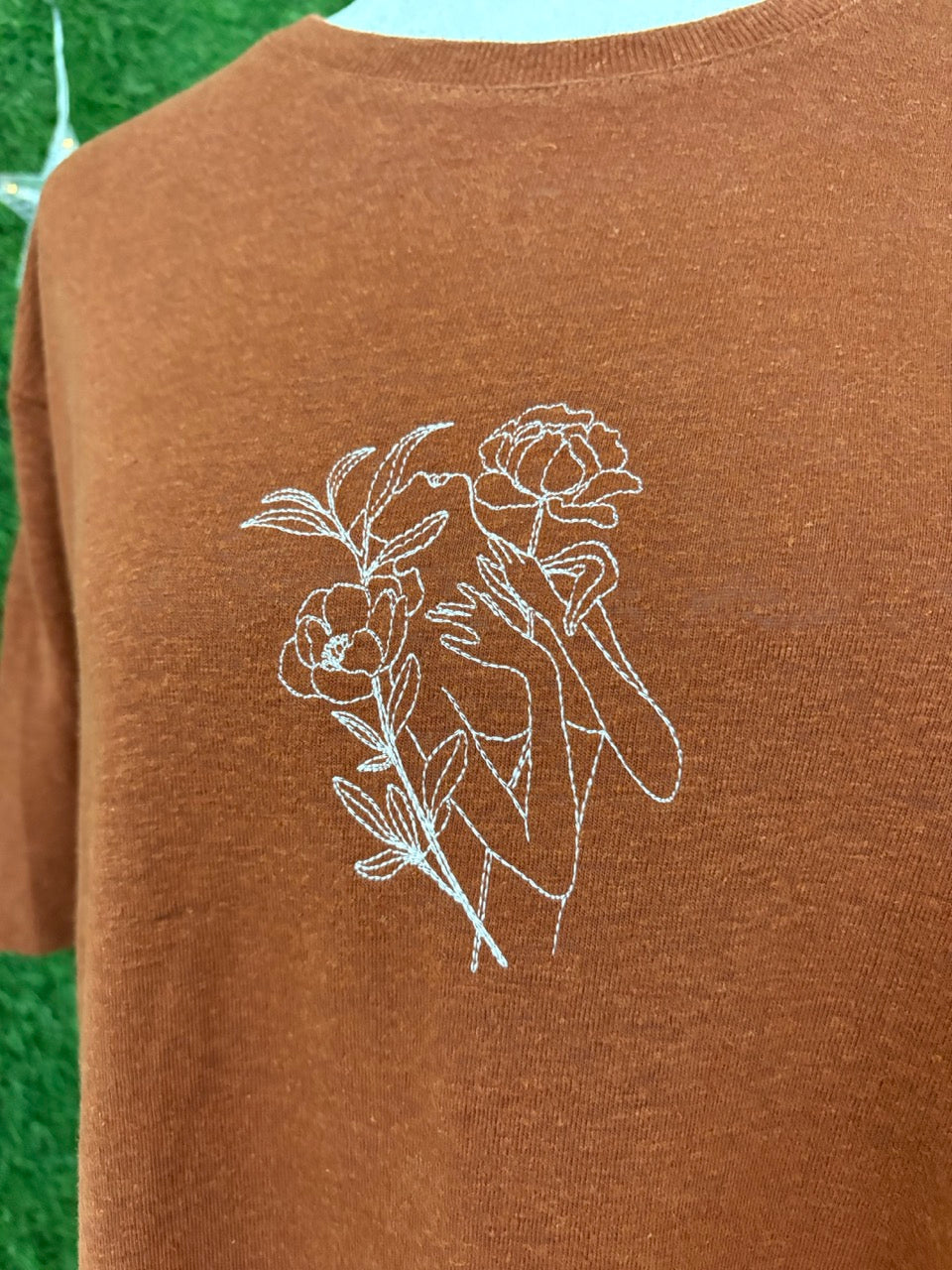 Floral Woman Orange T-Shirt L