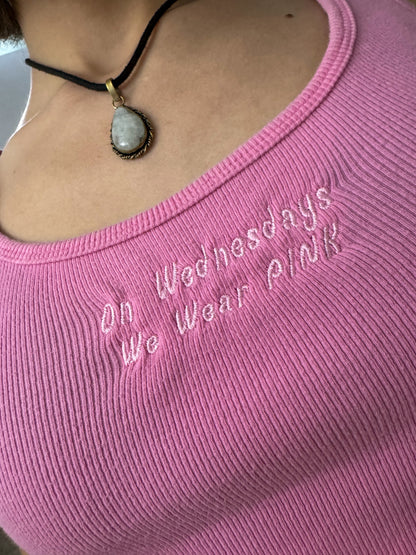 On Wednesday We Wear Pink Cropped Tank Top M