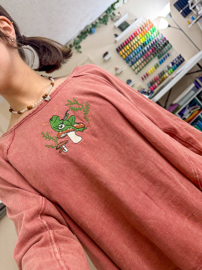 Banjo Frog Oversized Tee XS