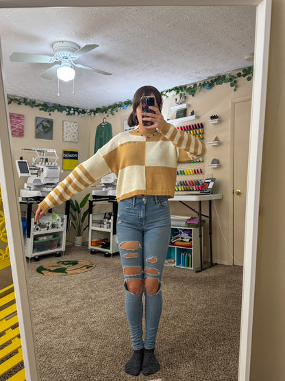 I'm so Julia Cropped Sweater M