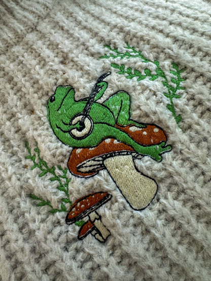 Banjo Frog Sweater XS