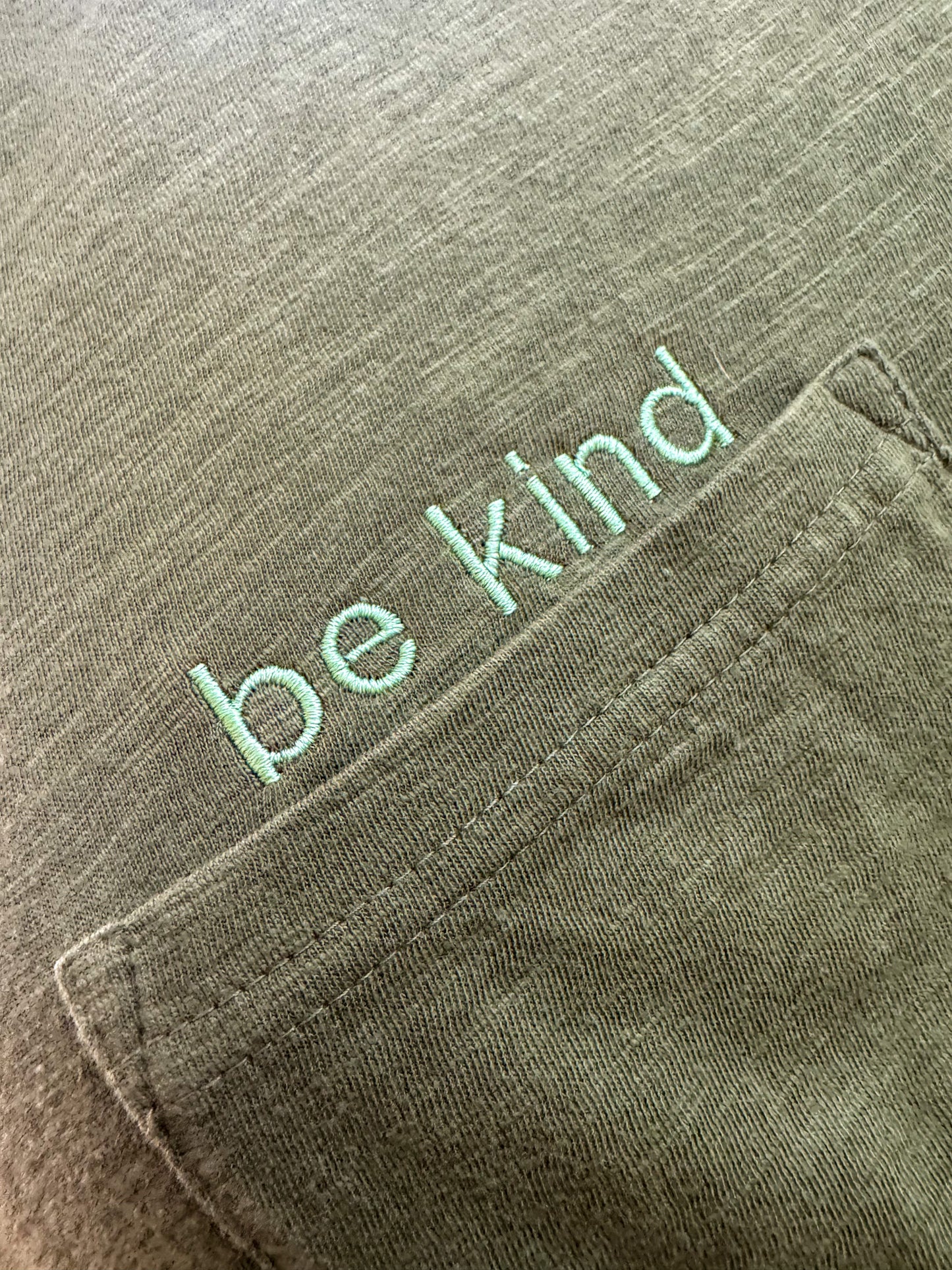 Be Kind  Green Pocket Tee L