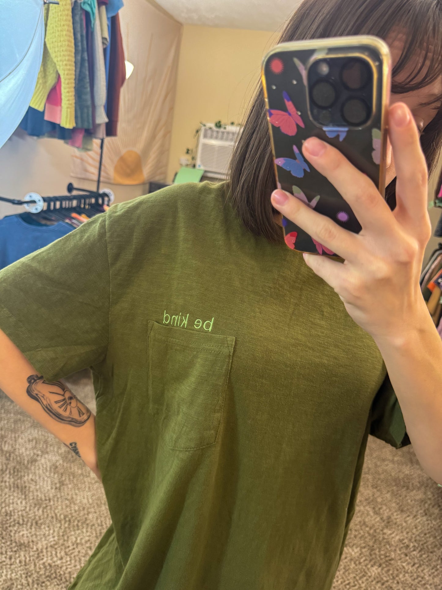 Be Kind  Green Pocket Tee L