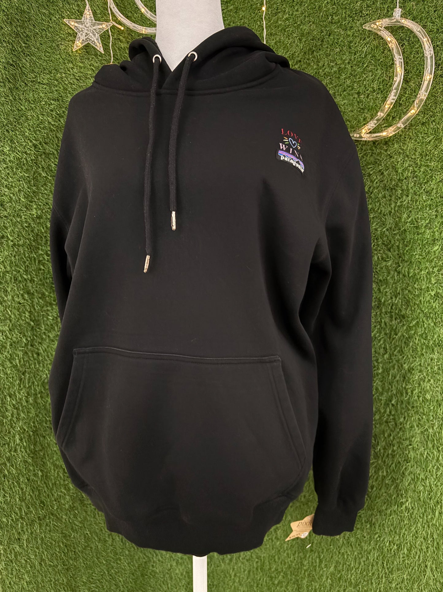 Love Wins Black Hoodie 2XL