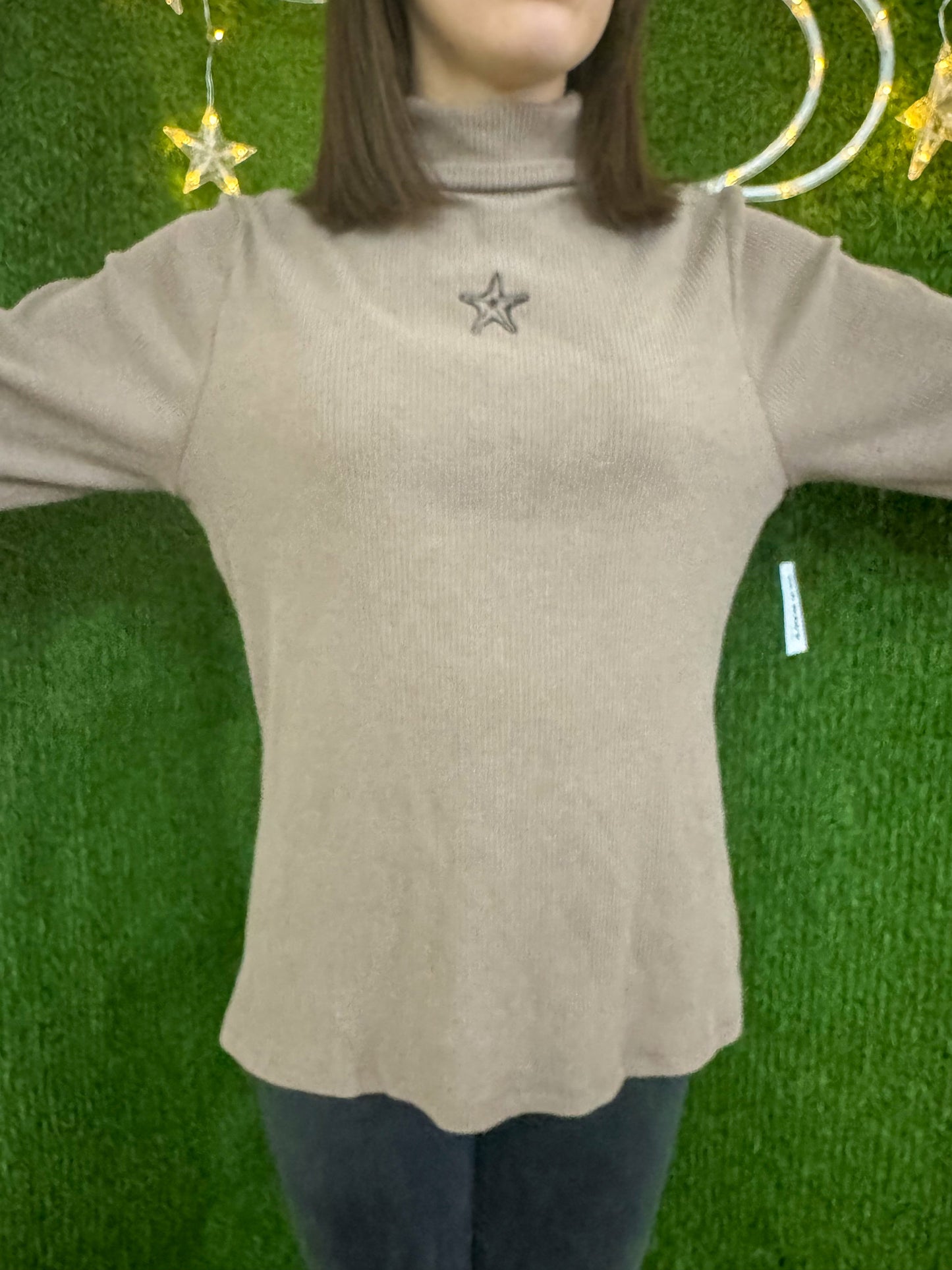 Starfish Tan Turtleneck XL