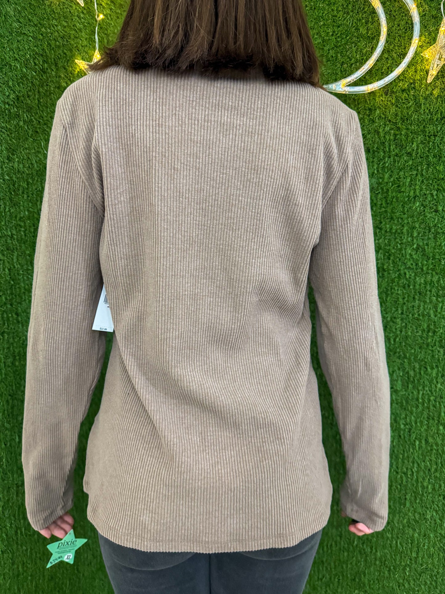 Starfish Tan Turtleneck XL