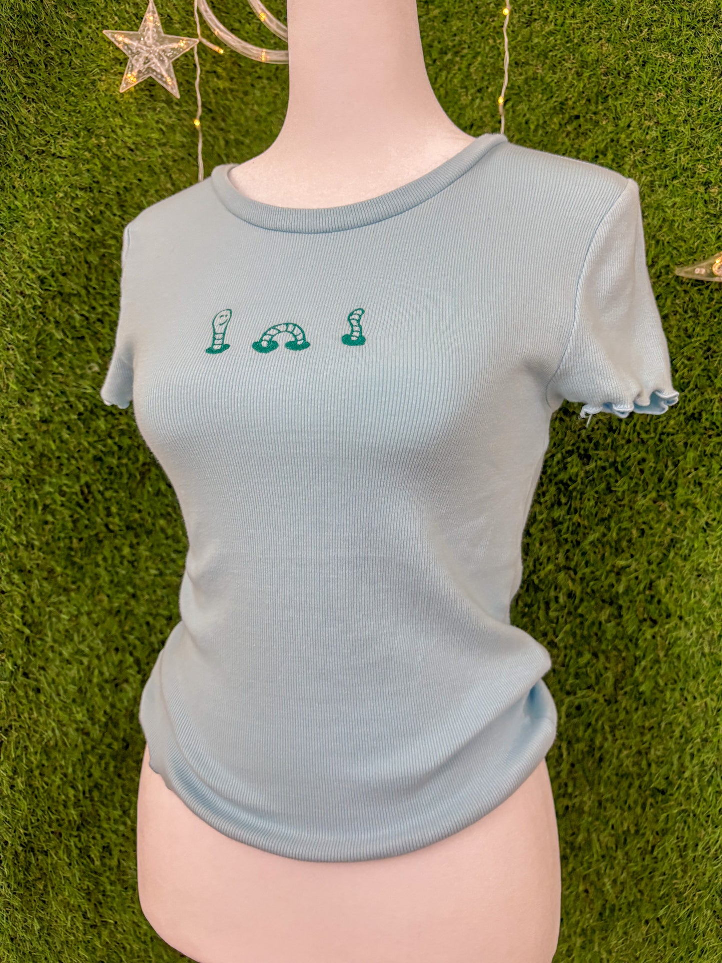 Wormy Blue Baby Tee M
