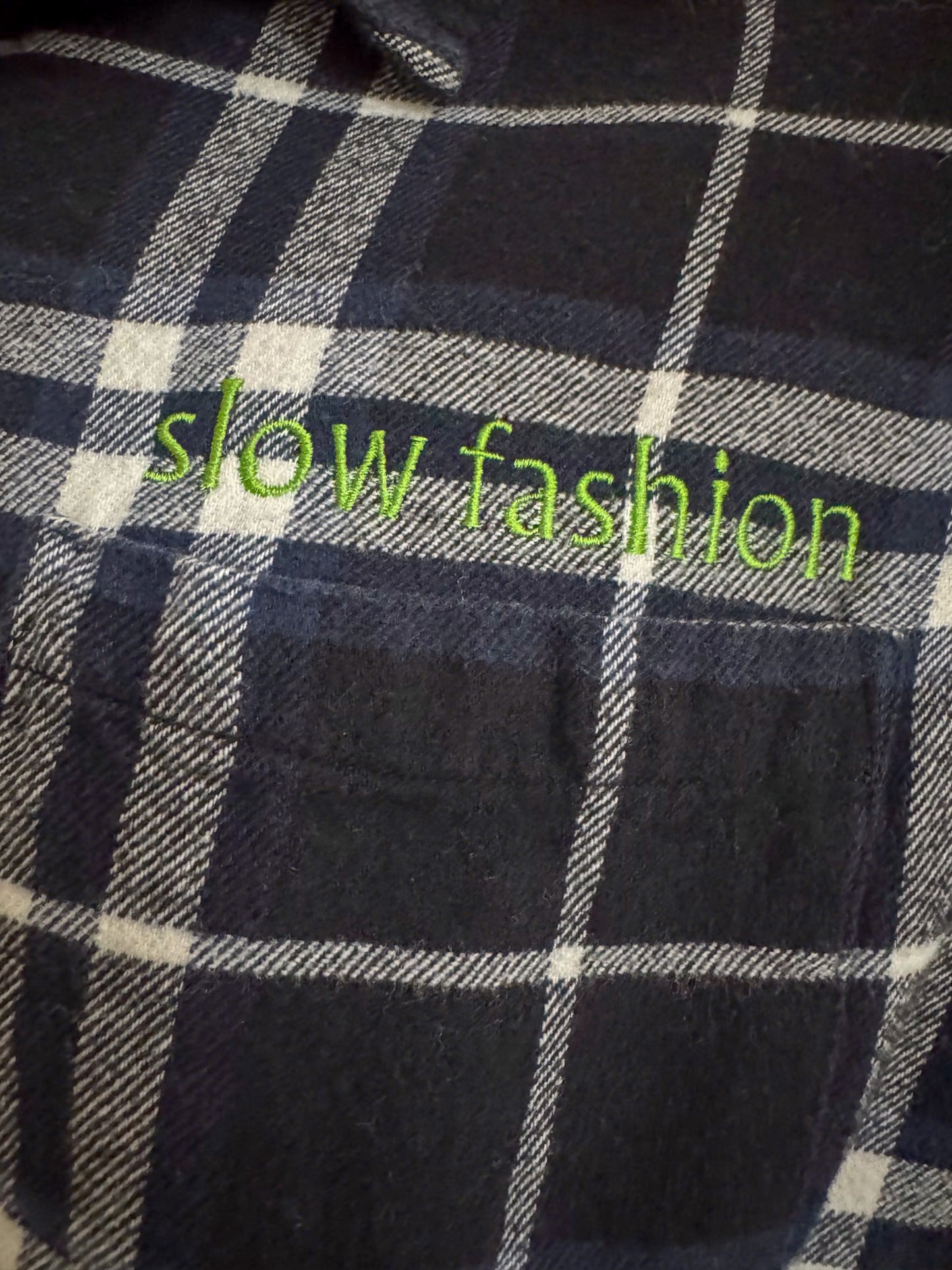 Slow Fashion Navy Flannel XL