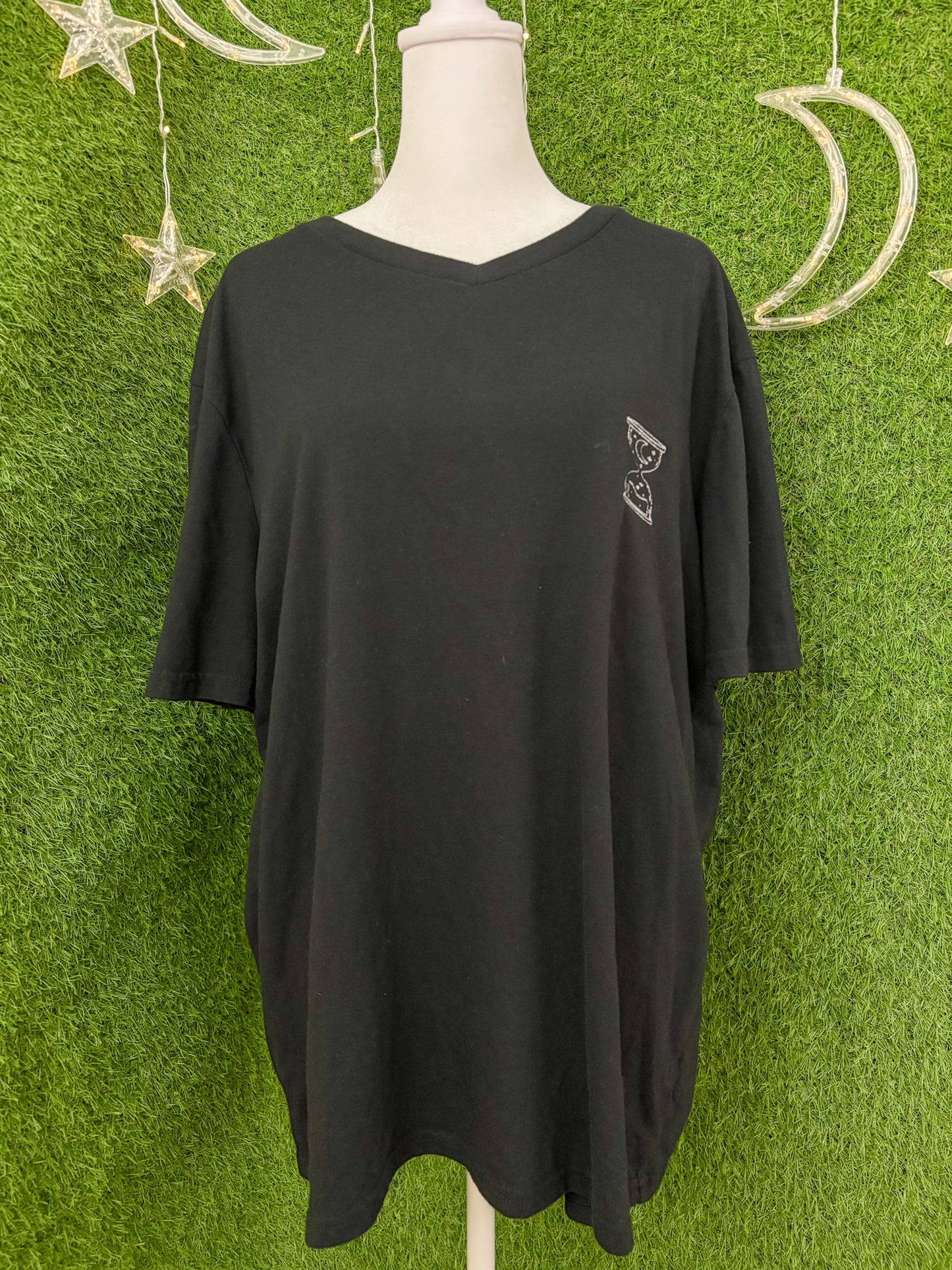 Hourglass Black V-Neck Tee 2XL