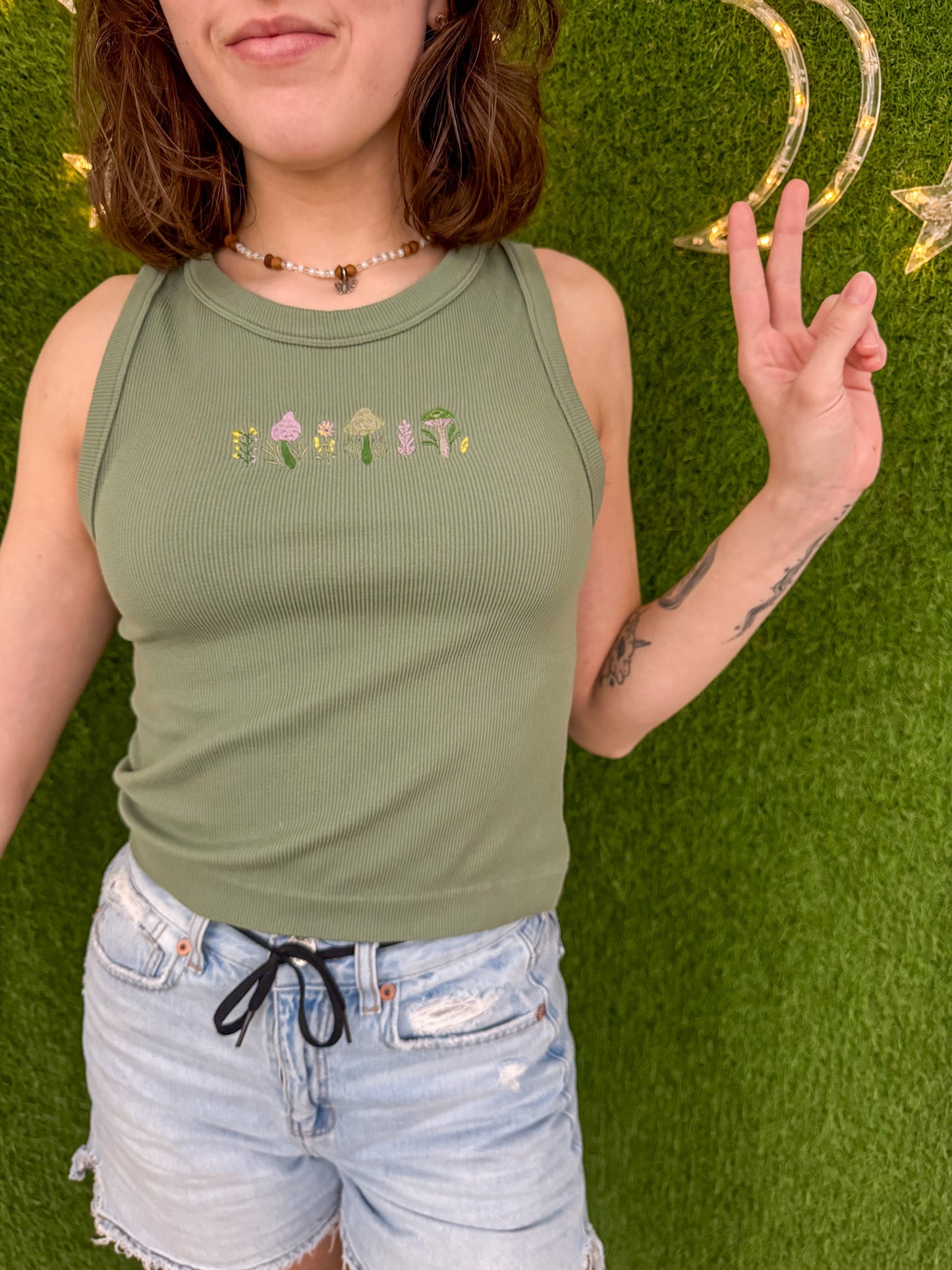 Mushrooms & Flowers Green Ribbed Tank Top XL