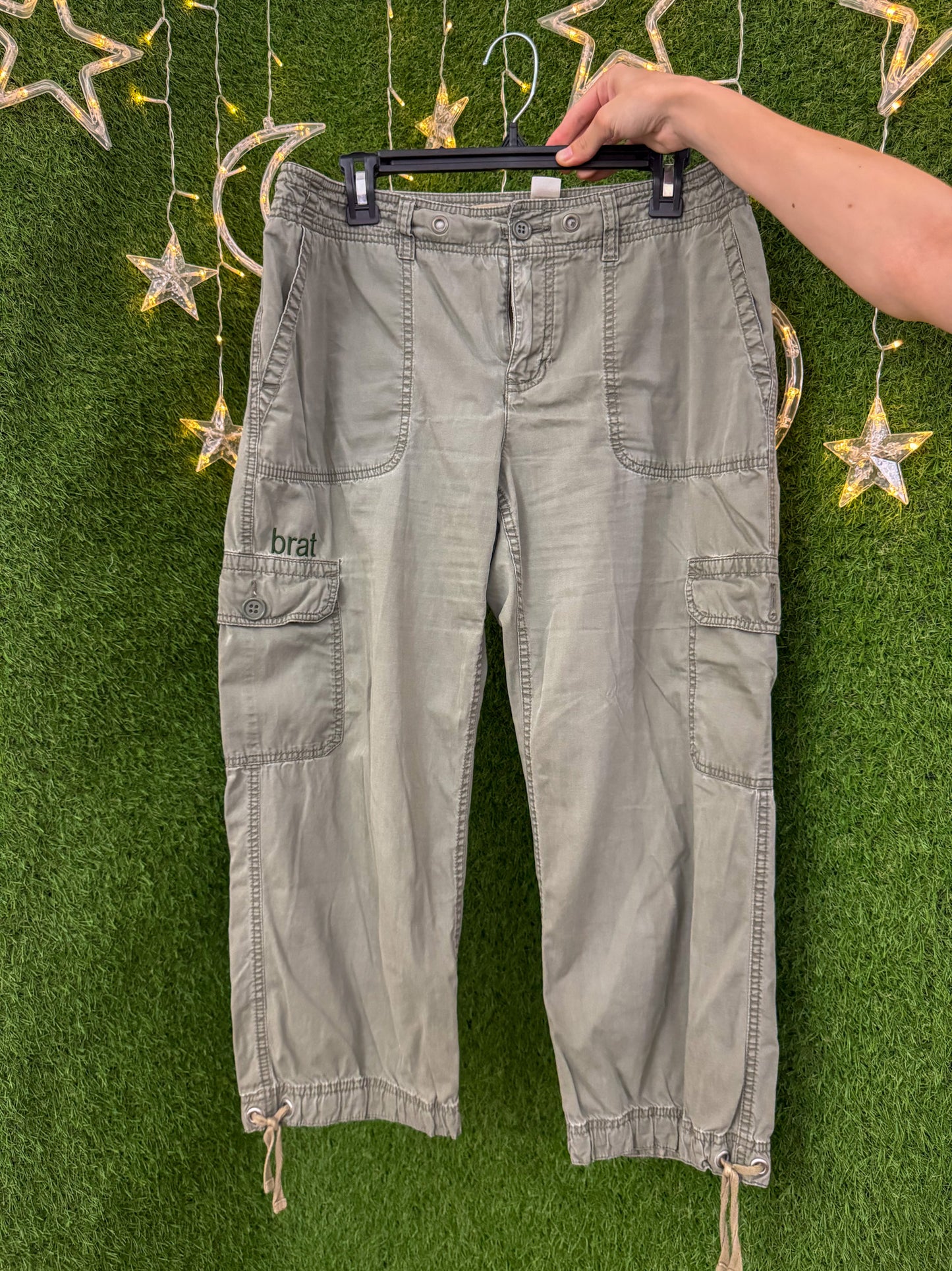 Brat Green Cargo Capri Pants XL