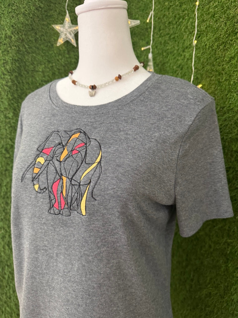Abstract Elephant Grey T-Shirt L